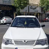 ماشین ۱۳۲ سالم وتمیز