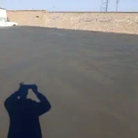 بتن ریزی با ماله پروانه