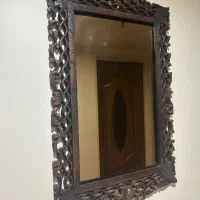 آئینه برنزی منبت کاری شده