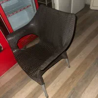 میز و صندلی سطل زباله و سبد پلاستیکی