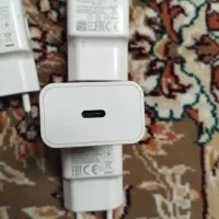 گوشی سامسونگ ،4عدد  شارژر سامسونگ،کابل