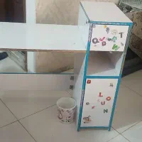 میز تحریر کامپوتر سفید