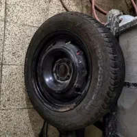 یک جفت رینگ و لاستیک سایز15 بارز و یک جفت کمک هندا