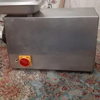 فروش چرخگوشت صنعتی،مانیتور،مشعل تنور،یخچال فریزر