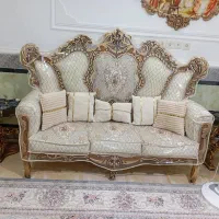 یک دست مبل سلطنتی نو