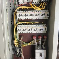 برقکار و برقکاری ساختمان اجرای لاینر و نور پردازی