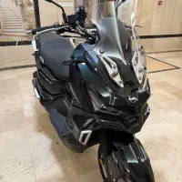 Adv 175  هاسکی