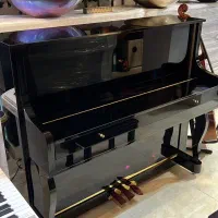 پیانو دیجیتال کونیکس با صندلی رایگان