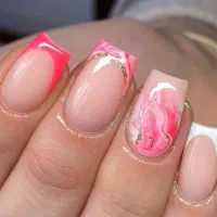 آفر محرم آموزش کاشت ناخن صفر تاصد و مبتدی