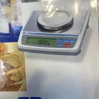 ترازوی طلا AND