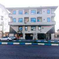 آپارتمان 92متر پارکینگ انباری سند نبش میدان شهدا