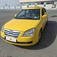 تاکسی MVM 530