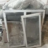 پنجره آهنی سنگین