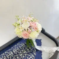 دسته گل عروس