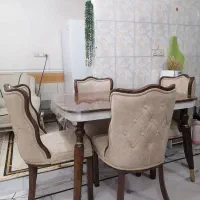 میز ناهار خوری