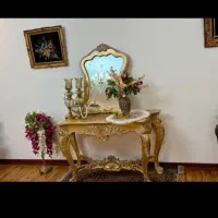 آینه و کنسول شیک