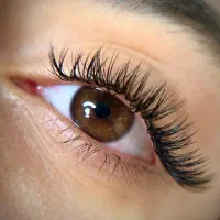 اکستنشن‌ و‌لیفت ‌مژه وابرو (قیمت افتتاحیه )