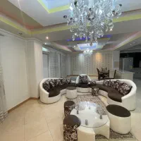 اجاره روزانه آپارتمان سه خوابه طبقه اول