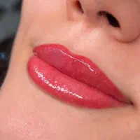 انجام خدمات آرایش دائم