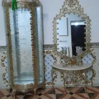 بوفه وآیینه وشمعدان برنز