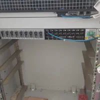 رک outdoor  شرکت هواوی بهمراه جعبه فیوز