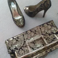 کفش مجلسی  پاشنه بلند به همراه کیف در حد نو