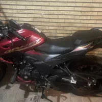 هوندا هورنت ۲۰۰
