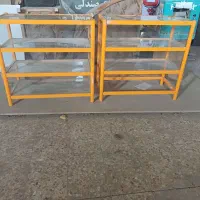 ویترین شیشه ای