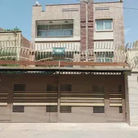 منزل ویلایی در خیابان باهنر اصفهان