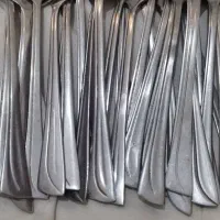 قاشق چنگال سوزنی
