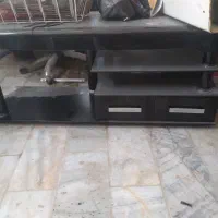 میز تلوزیون شیشه ای