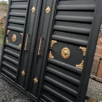 تولیدی درب و پنجره اهنی.کرکره گاوانیزه. رنگی