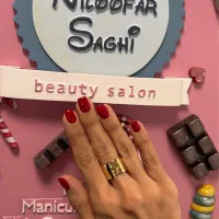 نیروی خانم خدماتی