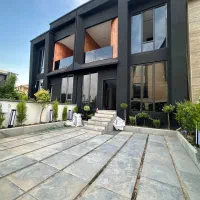 دوبلکس نما مدرن ترکیبی ۱۸۰متری ۳تومن پیش