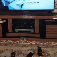 میز زیر تلویزیونی
