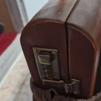 کیف|کیف، کفش، کمربند|گرمسار, |دیوار