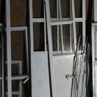 درب و پنجره آهن