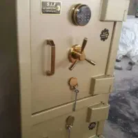 گروه صنعتی گاوصندوق سازان مدرن SR1000