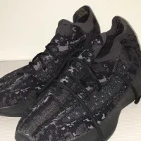 ادیداسYeezy|کیف، کفش، کمربند|کرج, فاز ۱ مهرشهر|دیوار