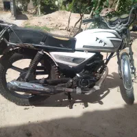 موتور سواری موتوری سالم