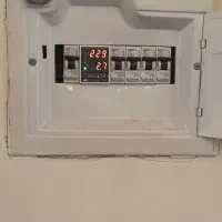 محافظ ولتاژ کلی جلوگیری از سوختن لوازم