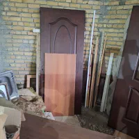 درب آپارتمان و اتاق