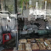 باب مغازه 8 متری در خیابان لاکانی