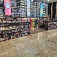 استخدام فروشنده ( خانم و آقا )