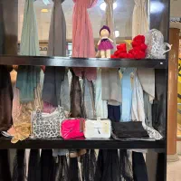 فروش شال و روسری ها