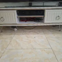 میزتلوزیون درحدنو بدون هیچگونه ایرادی