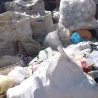 ضایعات درب منزل اعتماد