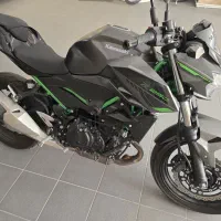 کاوازاکی z 250