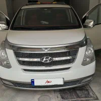 ون سانتافه هیونداو تویوتا هایس