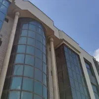دفتر-کار-خیابان-دانشگاه